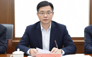 上饶晶科普工的工资是多少？