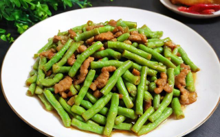 肉炒豆角生活照片，这道家常菜背后的故事是什么？