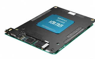 SSD硬盘是什么？定义、工作原理及优势解析