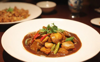 美食与慢生活，如何通过美食享受慢节奏的生活？