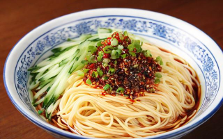 万通凉面，生活小窍门中的美味秘诀是什么？
