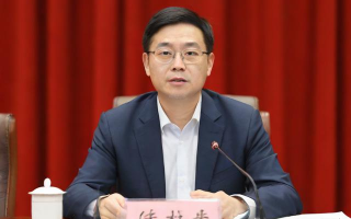 叶朝明管理的鹏华基金表现如何？值得投资吗？