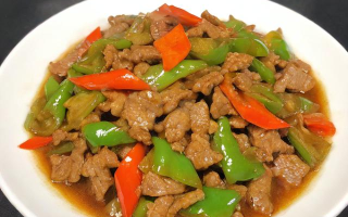 如何将日常食材转化为美味的家常菜？