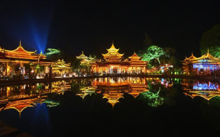 勐拉的夜生活是怎样的？