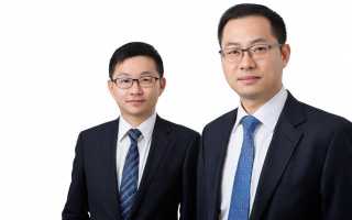 如何有效组织群聊中的知识分子讨论？