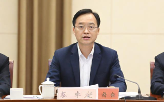 科普讲座主持人是谁？