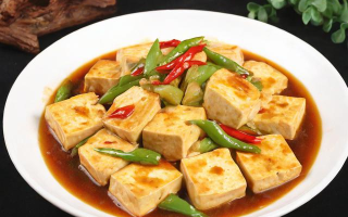 快乐生活一点通，炒豆腐的秘诀是什么？