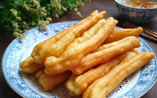 如何制作生活一点通油条？
