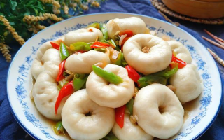 如何轻松炒出美味的馒头？