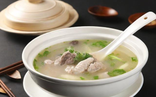 如何轻松制作美味高汤，让生活更加便捷？
