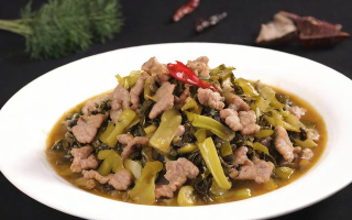 酸菜炒肉，如何烹饪出清欢的烟火生活？