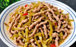 九月生活榨菜肉丝怎么做？