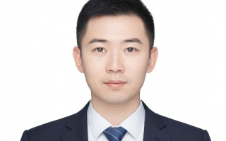 如何办理公司法人变更？需要准备哪些材料？