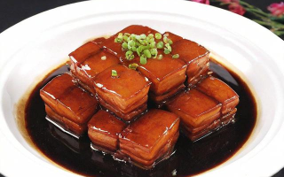 向往生活中，红烧肉的魅力何在？