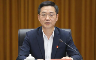 易方达的冯波怎么样？值得投资吗？