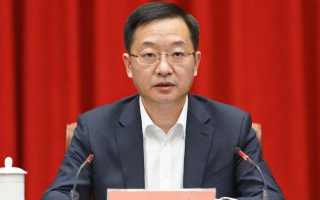 怎么买易方达张坤？有哪些注意事项？