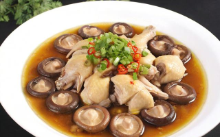 香菇蒸鸡如何制作？
