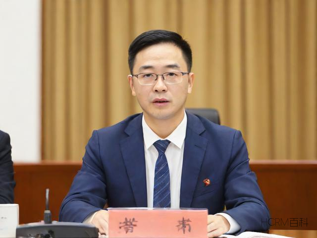 北大科普教师是如何将复杂科学知识简化传授的?-第1张图片-HCRM百科 北大科普教师是如何将复杂科学知识简化传授的?-第1张图片-HCRM百科