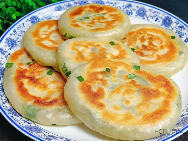 如何制作葱花烙饼?-第2张图片-HCRM百科 如何制作葱花烙饼?-第2张图片-HCRM百科