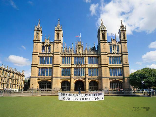 如何申请英国商标?完整步骤与费用解析-第2张图片-HCRM百科 如何申请英国商标?完整步骤与费用解析-第2张图片-HCRM百科